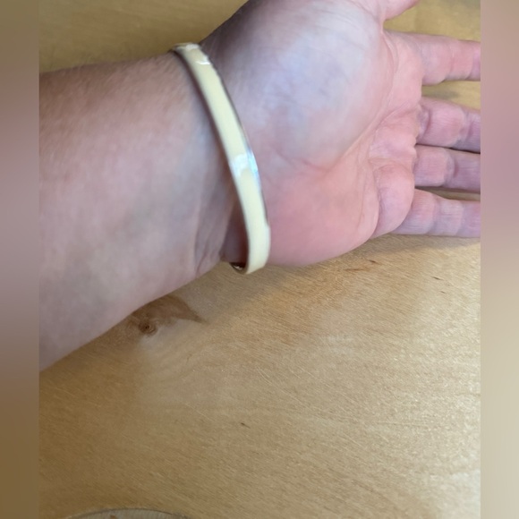 Elegant Gold Bangle Bracelet - Picture 5 of 5